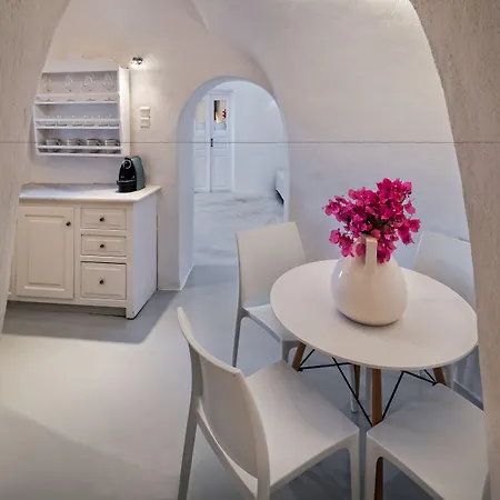 Cosmoia Cave House Апартаменты Ия