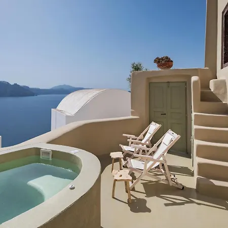 Cosmoia Cave House Oia