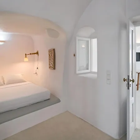 Cosmoia Cave House Daire Oia