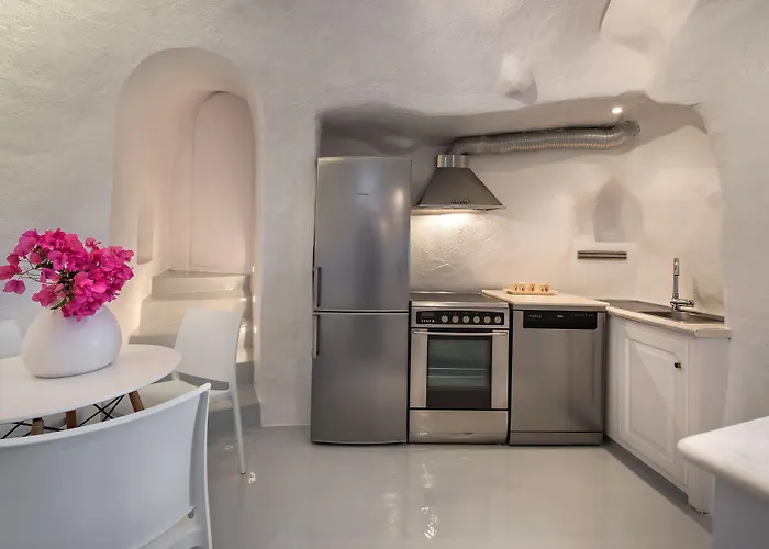 דירה Cosmoia Cave House